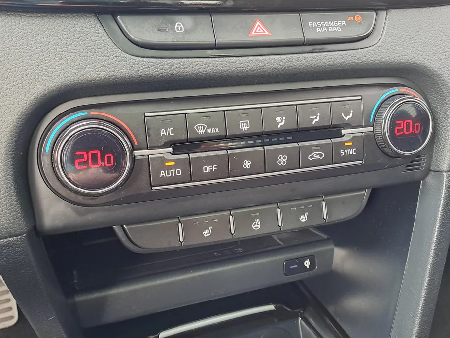 Kia Ceed Sportswagon 1.0 T-GDi ExecutiveLine | Navigatiesysteem full map | Camera | Apple Carplay/Android Auto | Stoel en Stuur verwarming | ECC | Elektrisch glazen schuif-/kanteldak