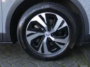 Volkswagen ID.4 Pure 52 kWh | Stuur- / Stoel- / Voorruit Verwarming | Clima | 19' LM | Cruise adapt. | PDC | Navi |