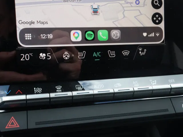 Mitsubishi Grandis 1.8 HEV Intense+ | Stoel/Stuur Verwarming | Apple/Android Auto |