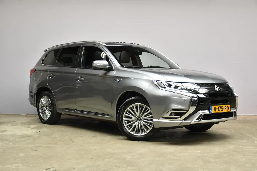 Mitsubishi Outlander 2.4 DOHC MIVEC PHEV 240pk 4WD Aut Intense Trekhaak