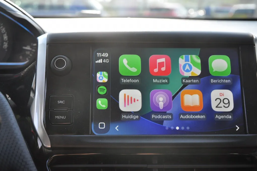 Peugeot 2008 1.2 PureTech GT-Line Navi Apple Android