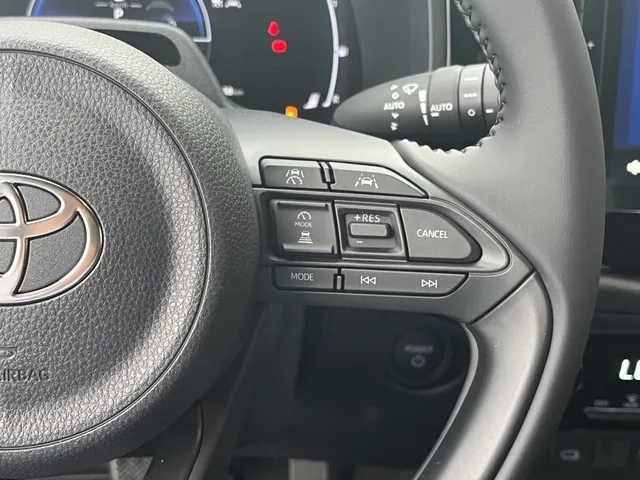 Toyota Aygo X Hybrid 115 Pulse | Easy Pack | Parkeersensoren V + A