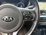 Kia e-Niro DynamicLine 64 kWh 1e Eigenaar | Accu = 100% | Navigatie | Apple CarPlay & Android Auto | Camera | Metallic lak | Stoel & stuurverwarming | Bovag garantie | NAP