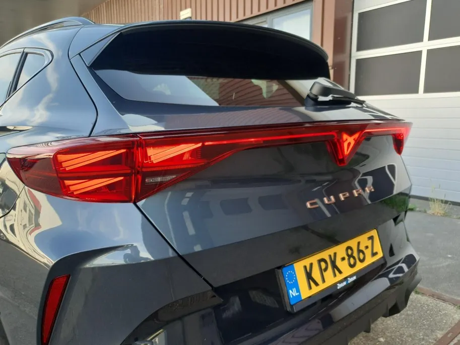 CUPRA Formentor 1.5 TSI e-Hybrid Business | Trekhaak | Panoramaschuifdak | Appel Carplay / Android Auto | Camera | Stoel en stuurverwarming |