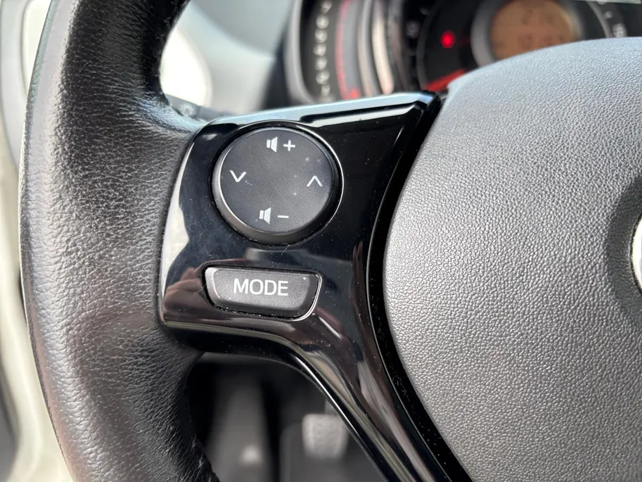 Toyota Aygo 1.0 VVT-i x-clusiv | Camera | Cruise | Lichtmetaal |