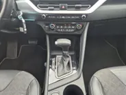 Kia Niro 1.6 GDi Hybrid DynamicLine | Cruise Control | Climate Control | Camera | Navigatie | Trekhaak |