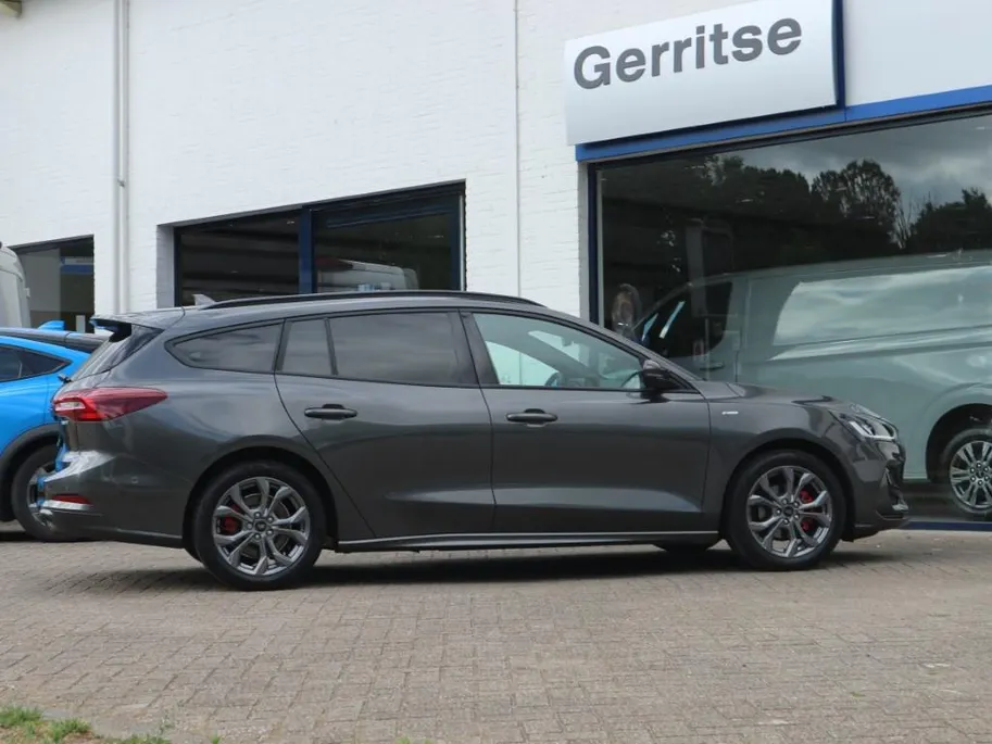 Ford Focus Wagon 1.0 EcoBoost Hybrid ST Line Style 125pk met Parking-, Winter-, Family-, en Design Pack