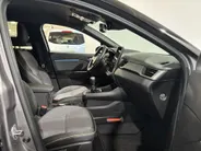 Renault Captur 90PK TCe Techno | Pack Winter | Navi | Climate Control | Camera | Parkeersensoren | Apple CarPlay/Android Auto | Lichtmetalen Velgen | Full LED | Armsteun | Digital Cockpit |