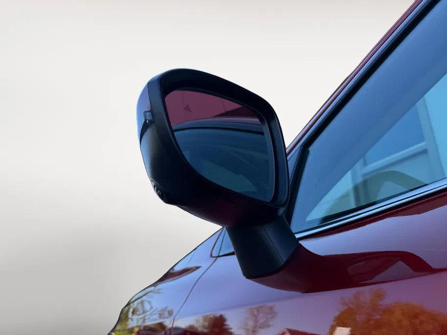 Nissan QASHQAI 1.3 MHEV Xtronic N-Connecta 158PK AUTOMAAT | Apple Carplay & Android Auto| Climate Controle | 4 seizoen banden | Metallic lak | Lichtmetalen velgen | Navigatie | Panoramadak | Dakrails | Dealer onderhouden | 1ste eigenaar