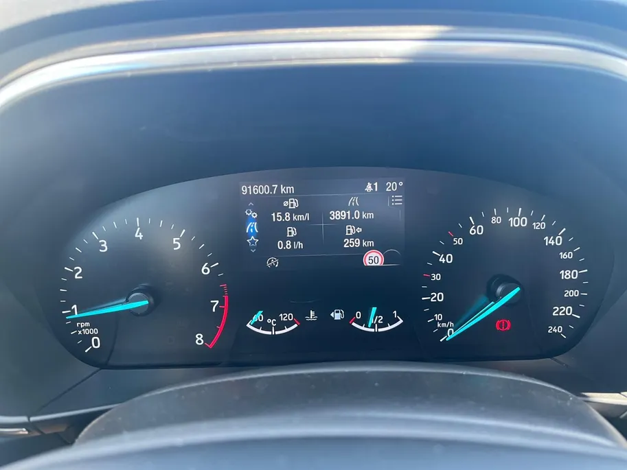 Ford Focus 1.0 EcoBoost Titanium Business | Dealer onderhouden | NL auto | Adapt. cruise control | Winter pack | Parkeersensoren voor en achter | Achteruitrijcamera | B&O audio | 17' lichtmetalen velgen | Bovag garantie |