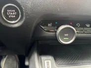 Citroën C4 1.2 Puretech Shine AUTOMAAT NAVI AIRCO CAMERA PARKEERSENSOREN CRUISE CONTROLE APPLE CARPLAY ANDROID AUTO HOGE INSTAP ZEER MOOIE AUTO