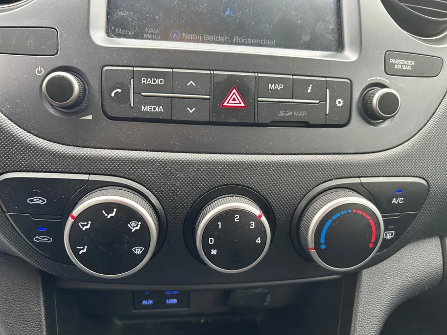 Hyundai i10 1.0i Comfort Zeer weinig km! NU RIJKLAARPRIJS incl. 12 maanden garantie!