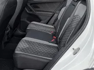 Volkswagen Tiguan 1.4 TSI 245pk DSG eHybrid R-Line Business+ · Panoramadak · Camera · Wegklapbare Trekhaak · Apple/Android Car Play · 20'' Inch · Dodehoeksensor · Stoelverwarming ·