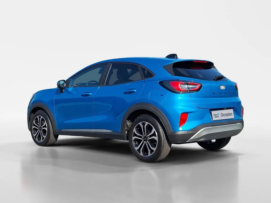 Ford Puma 1.0 EcoBoost Hybrid Titanium | !gratis upgrade naar automaat! | Winterpack | Comfortpack | El. Achterklep | Camera | Navigatie | Led verlichting | Keyless entry | 17' Lichtmetaal | Climate Control | Nieuw te bestellen! |