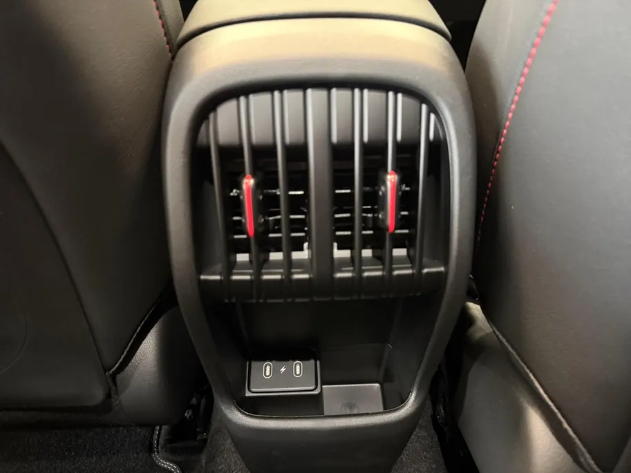 Hyundai Kona 1.6 HYBRID | N-LINE SKY | BLACK EDITION | 19'' VELGEN |