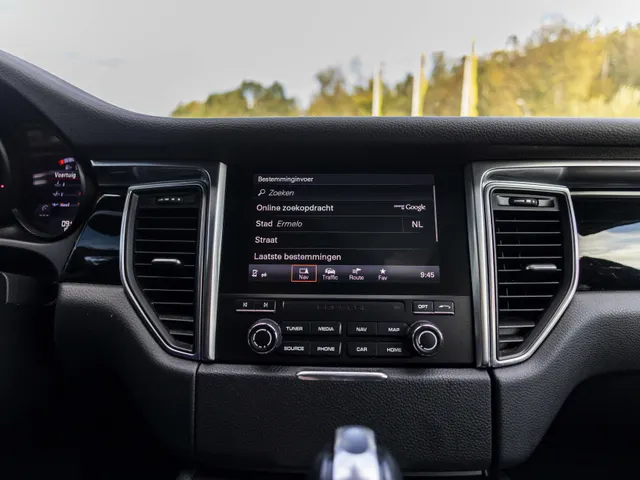 Porsche Macan NL geleverd 2.0