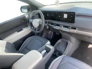 Kia EV3 GT-Line Business Edition 81.4 kWh | Climate Control | Cruise Control | Camera | Navigatie | Stoelverwarming | Stuurverwarming | Privacy Glass | Apple Carplay/Android Auto |