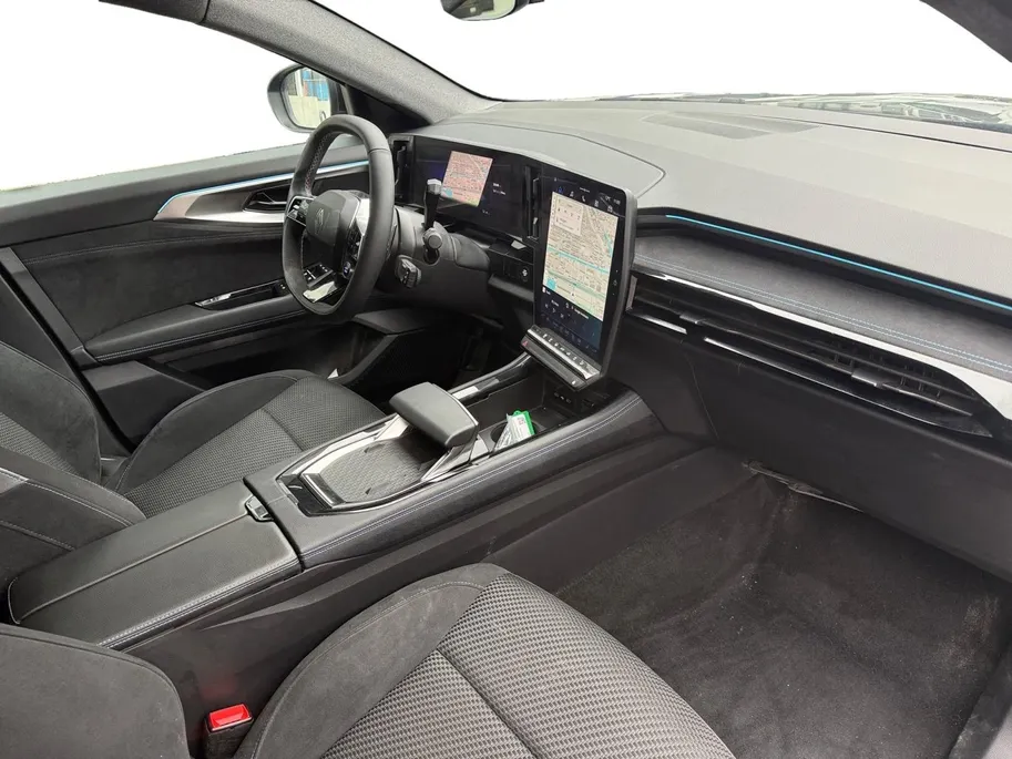 Renault Austral 1.2 E-Tech full hybrid 200 techno esprit Alpine AUTOMAAT NAVI AIRCO CAMERA ELECTRISCHE STOELEN STOELVERWARMING STUURVERWARMING HOGE INSTAP APPLE CARPLAY ANDROID AUTO ZEER MOOIE AUTO