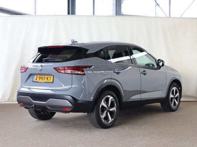 Nissan QASHQAI 1.3 MHEV N-Connecta | Trekhaak | Panoramadak