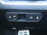Kia K4 Sportswagon 1.0 T-GDi MHEV GT-Line Launch Edition (pano) | Stuur-/stoelverwarming | Camera | LED | 17' LM | Elek. stoel | Draadloze telefoonlader |