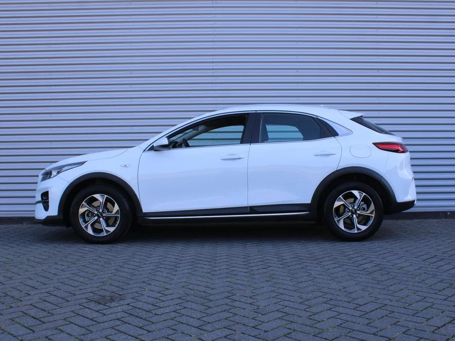 Kia XCeed 1.5 T-GDI MHEV DynamicLine | Android Auto/Apple Carplay | Stoel-/stuurverwarming | 16' LM | Camera | Zeer weinig km |