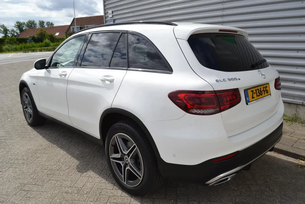 Mercedes-Benz GLC 300E AMG LINE 4MATIC|BURMESTER|NAVI|TREKHAAK