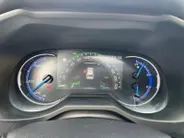 Toyota RAV4 2.5 Hybrid AWD Executive |1650 kg Trekgewicht |Trekhaak| Leer| Navigatie| Schuif-kanteldak | Verwarmbare stoelen| Adaptieve Cruise Controle| All season banden|
