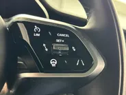 Jaguar F-PACE 2.0 P400e R-Dynamic HSE Black Pack | Panoramadak | Massagestoelen + Ventilatie | Head-Up Display
