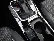 Kia Ceed Sportswagon 1.5 T-GDi DynamicPlusLine | Stoel- & stuurverwarming | Camera | Clima | Cruise adapt. | LED | Navi | Elek. achterklep | 16' LM |