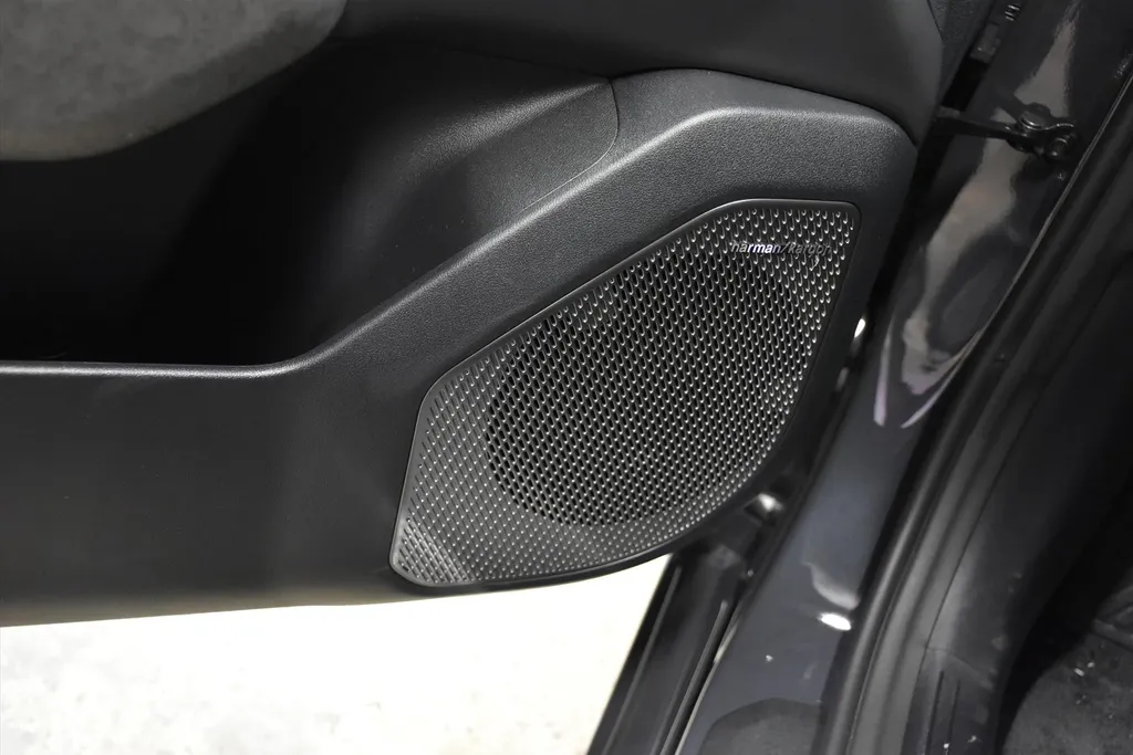 Kia EV4 58,3 kWh 204PK Plus Advanced NIEUW