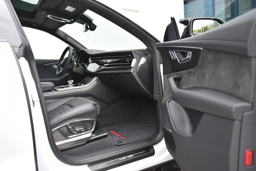 Audi RSQ8-R ABT 740PK QUATTRO