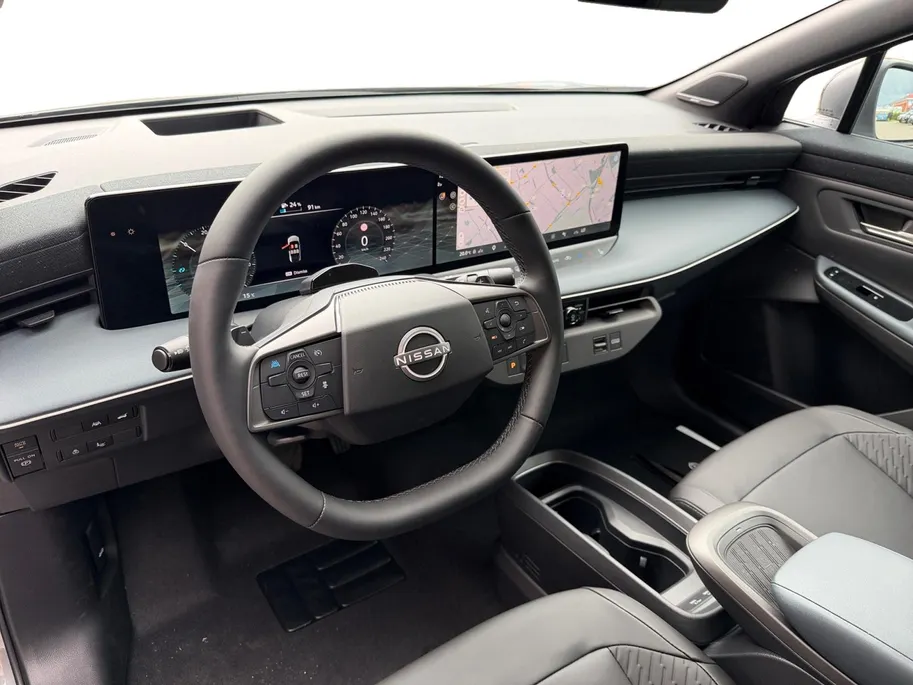 Nissan Leaf Evolve 52 kWh | NISSAN MORE 10 JAAR GARANTIE | 451 KM WLTP | 2500 EURO INRUILPREMIE + 2500 KORTING  | SNEL RIJDEN | BOSE | RONDOM CAMERA | CARPLAY |