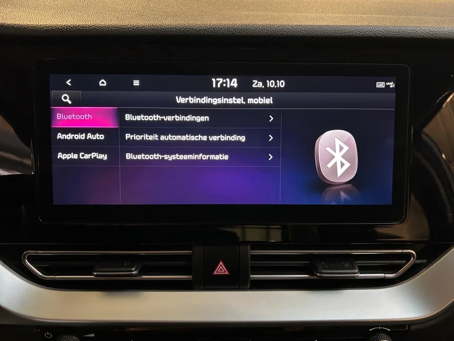Kia Niro 1.6 GDi Hybrid DynamicLine | Apple Carplay / Android Auto | Navigatiesysteem | Licht + Regensensor | Parkeersensoren + Camera Achter | Climate Control | Cruise Control Adaptief | Rijstrooksensor + Correctie