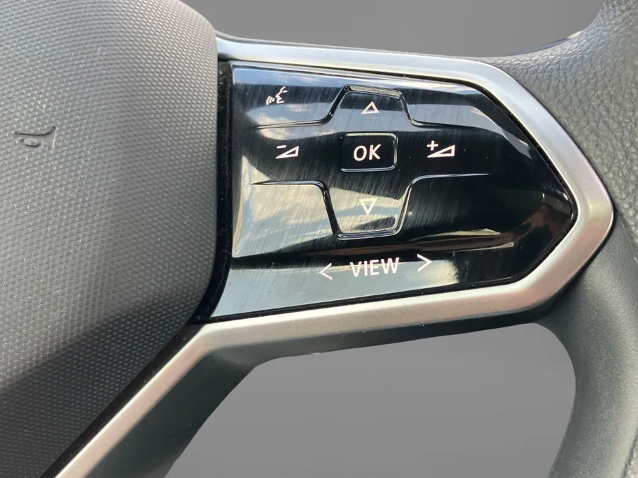 Volkswagen ID.4 Pro 77 kWh 204PK · Panoramadak · Navigatie · Apple Carplay · SOH 94,9%  ·