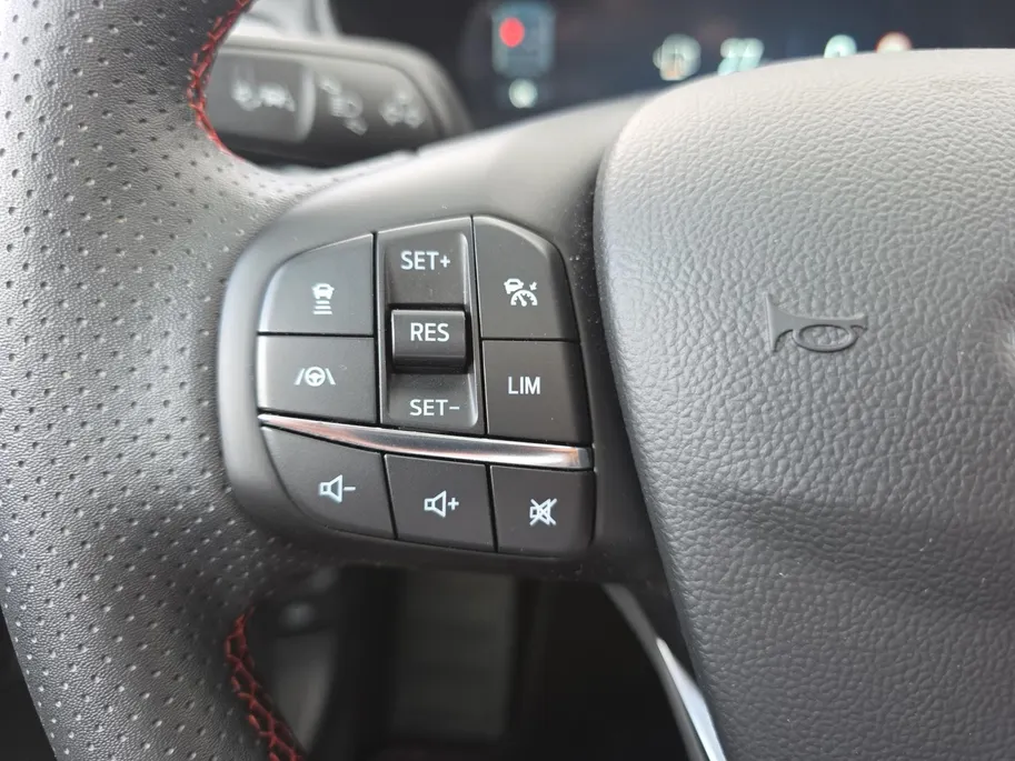Ford Focus Wagon 1.0 EcoBoost Hybrid ST Line X | Automaat! | Panoramadak | Adapt. Cruise Control | Winterpakket | Android Auto/Apple Carplay | Achteruitrijcamera | 12 maanden garantie! |