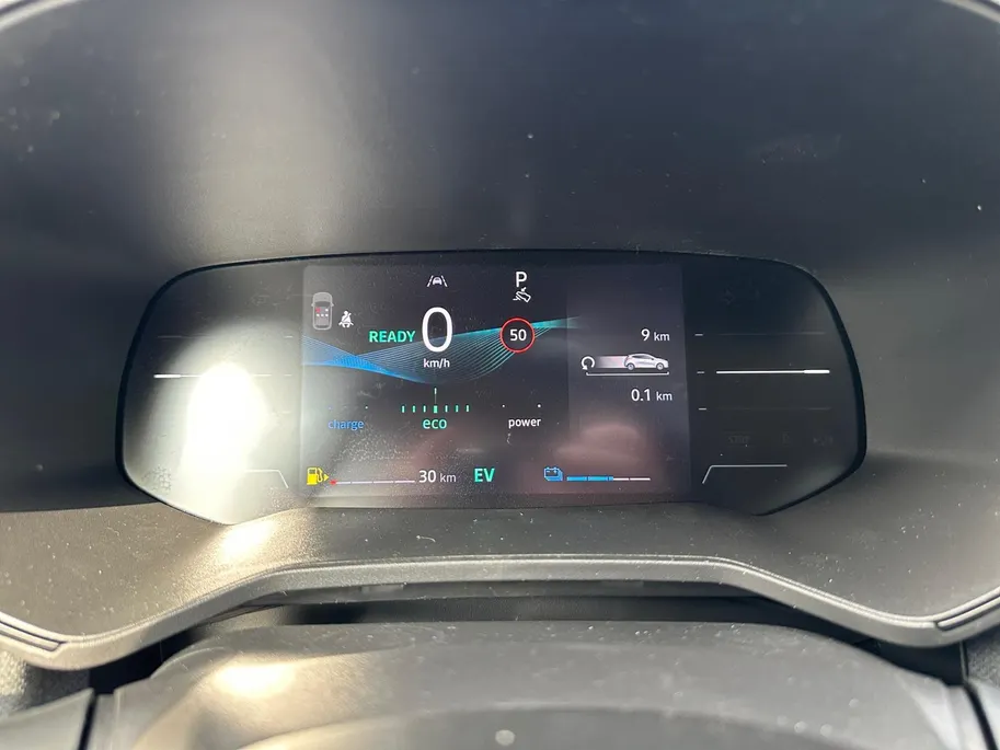 Mitsubishi Colt 1.6 HEV Intense 8 jaar garantie  NU 4500,- VOORRAAD KORTING  CAMERA | CLIMATE | CRUISE | ANDROID AUTO / APPLE CARPLAY |