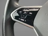 Volkswagen ID.4 Pro Advantage 77kWh 174PK · Apple Carplay/Android Auto · Stoelverwarming · Parkeersensoren · Fabrieksgarantie t/m 28-12-2027 of 100.000Km