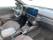 Ford Focus Wagon 1.0 EcoBoost Hybrid ST Line X |Winterpack | Driver Assistancepack | Afn. Trekhaak | Panoramadak | Adaptive Cruisecontrol | Dodehoekdetectie | Camera | 17' Lichtmetaal | B&O Audio |