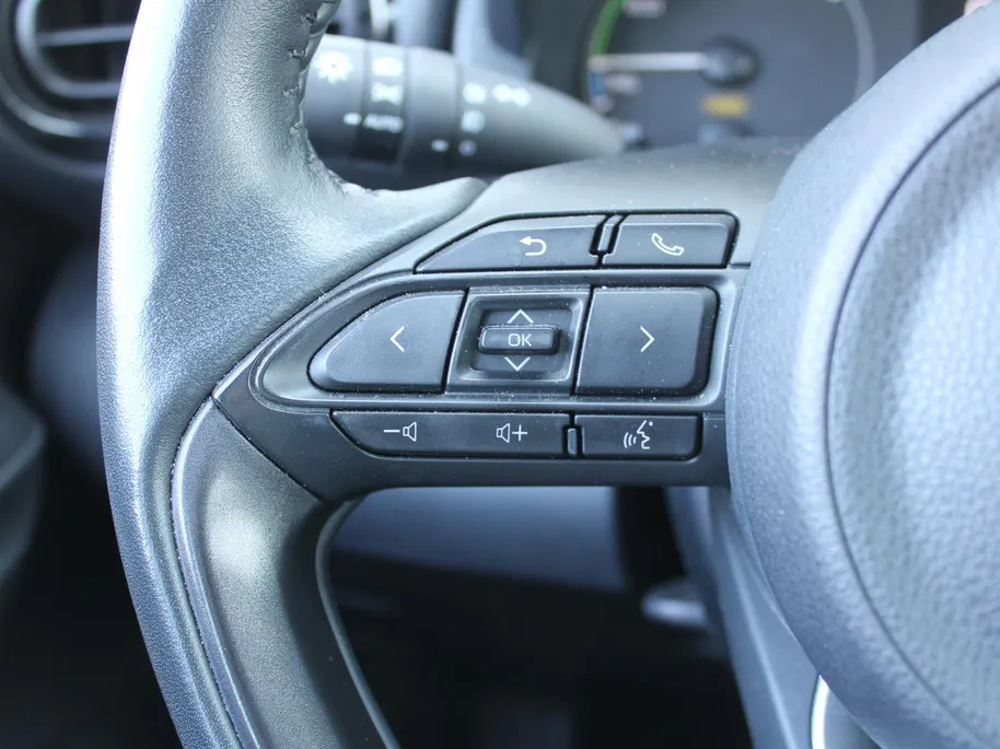 Mazda 2 Hybrid 1.5 Agile | Stuur-/stoelverwarming | Clima | Cruise | Camera | Keyless | Android Auto/Apple Carplay |