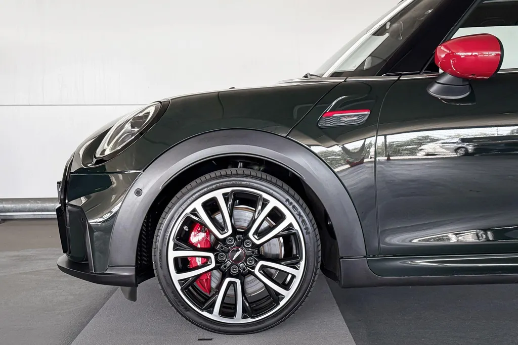 MINI Cooper 3-deurs 2.0 John Cooper Works JCW Pack