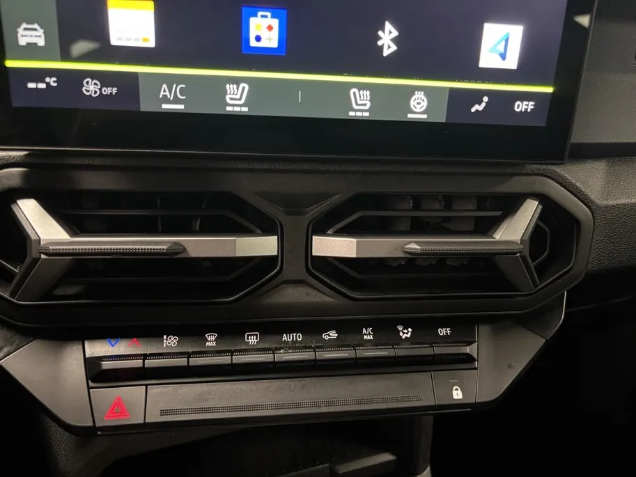 Dacia Duster 1.6 Hybrid 140 Journey AUTOMAAT NAVI AIRCO 360CAMERA CRUISE CONTROLE LM VELGEN HOGE INSTAP APPLE CARPLAY ANDROID AUTO ZEER MOOIE AUTO DEALER ONDERHOUDEN PAS 20000KM