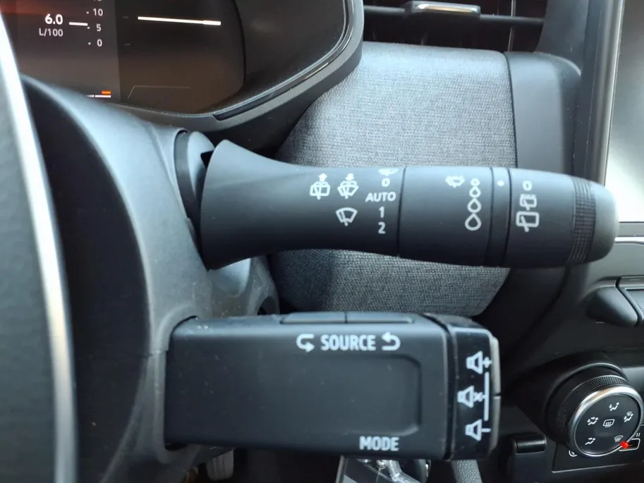Renault Clio 1.0 TCe 90 GPF evolution Andriod/Apple carplay| Airco | PDC | Dealer onderhouden | 1jaar Garantie