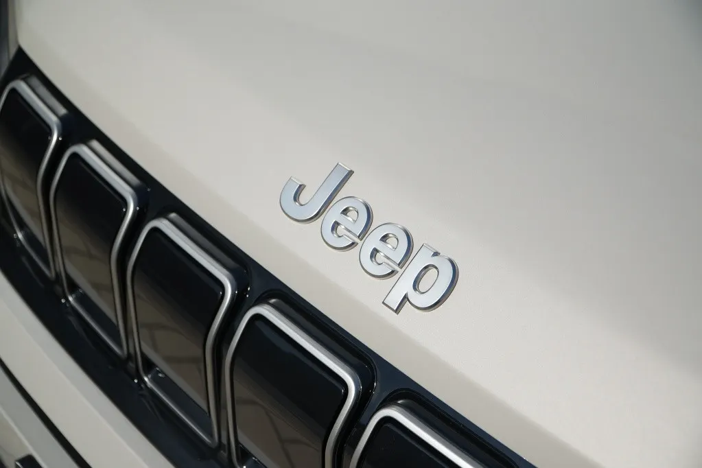 Jeep Avenger Summit 54kWh | Infotainment | Winter | Navi | 18'