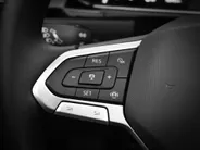 Volkswagen T-Roc Cabrio Style 1.0 115 pk Cabriolet 6 versn. Hand · Black style pakket · Comfort pakket · Multimedia pakket ·