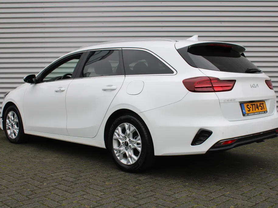 Kia Ceed Sportswagon 1.5 T-GDi MHEV DynamicPlusLine | Stoel- & stuurverwarming | Camera | LED | Navi | Elek. achterklep |