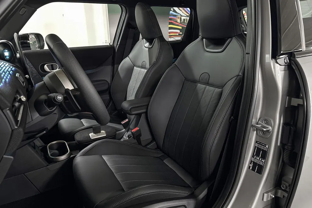 MINI Cooper 5-deurs Cooper S John Cooper Works pakket