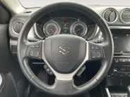 Suzuki Vitara 1.5 Hybrid Style *Automaat*Navi+Camera*Adapt. Cruise Control*Stoelverwarming*Climate Control*LM.Velgen*Trekhaak*Zeer nette auto!