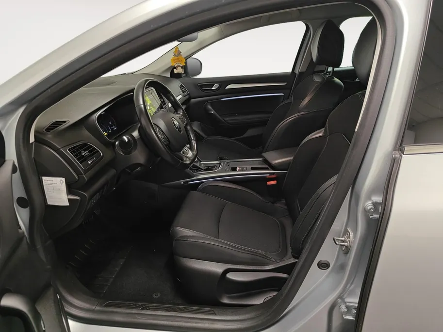 Renault Mégane Estate 1.3 TCe 140 Techno AUTOMAAT NAVI AIRCO CAMERA CRUISE CONTROLE APPLE CARPLAY ANDROID AUTO TREKHAAK (TREKGEWICHT 1750KG) ZEER MOOIE AUTO