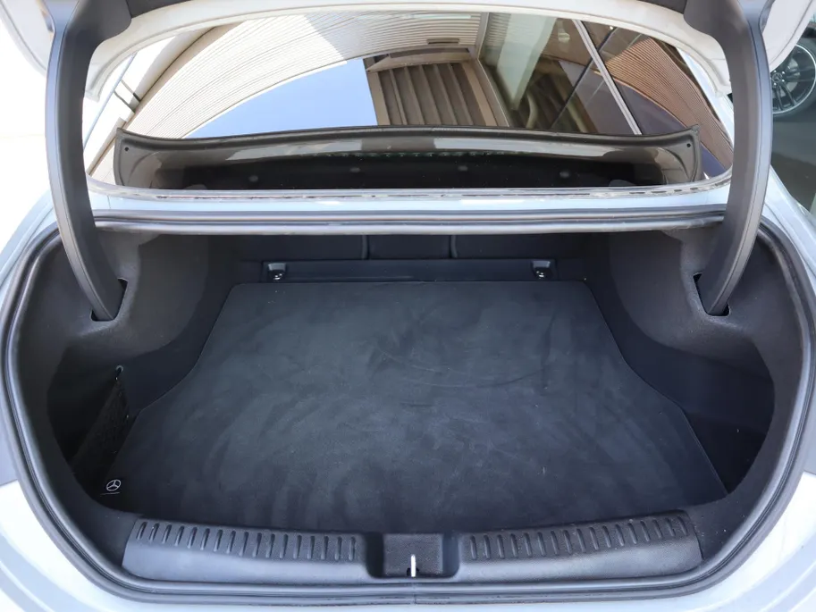 Mercedes-Benz CLA 250+ Launch Edition 85.5 kWh l Keyless l Achteruitrij camera l Stoelverwarming l Memory