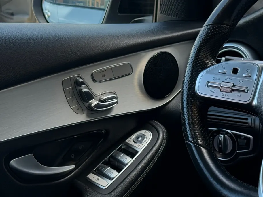 Mercedes-Benz GLC 300e 4M Business Solutions AMG | panoramadak | BTW-auto | NL-auto